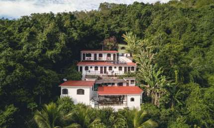 Pousada à venda, 9 quartos, 9 suítes, Praia Grande de Palmas - Angra dos Reis/RJ