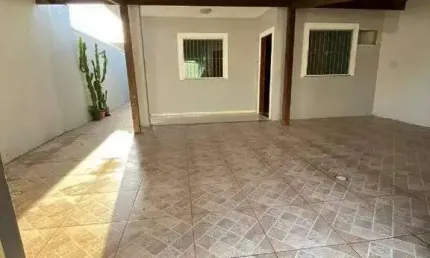 Casa à venda, 2 quartos, 2 vagas, Areal - Araruama/RJ