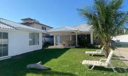 Casa à venda, 4 quartos, 2 suítes, 3 vagas, Marina - Armação dos Búzios/RJ