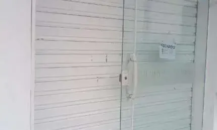 Loja comercial com 27 m² para locação por R$2.000,00 - Tamoios - Cabo Frio
