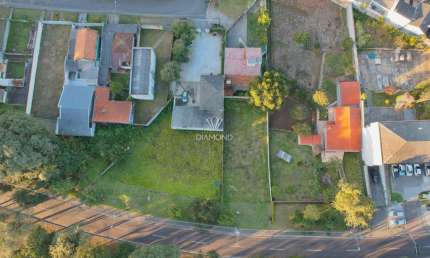 Terreno comercial à venda na Av. Mal. Mascarenhas de Moraes, 1159 e 116, Santa Cândida, Curitiba, 723 m2 por R$ 860.000