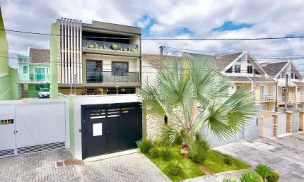 Casa com 4 quartos à venda na Rua Rio Grande do Sul, Guaíra, Curitiba, 220 m2 por R$ 1.400.000