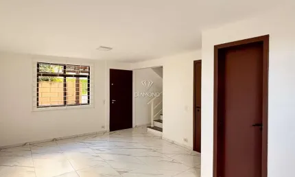 Casa em condomínio fechado com 3 quartos à venda na Rua Gastão Luiz Cruls, 596, Bairro Alto, Curitiba por R$ 449.000