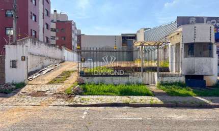 Terreno comercial à venda na Rua Camões, 710, Alto da Rua XV, Curitiba por R$ 2.500.000