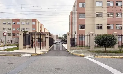 Apartamento com 3 quartos para alugar na Rua Mário Chalbaud Biscaia, Novo Mundo, Curitiba, 66 m2 por R$ 2.500