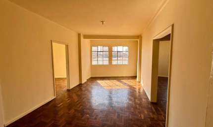 Apartamento com 3 quartos para alugar na Travessa Tobias de Macedo, 69, Centro, Curitiba, 90 m2 por R$ 2.300