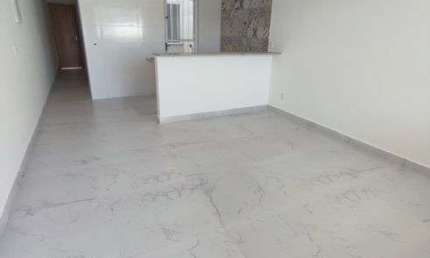 Casa linear 2 qts c/suíte e quintal frente a Praia da Brisa - Guaratiba