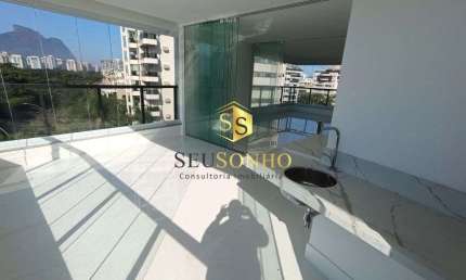 Apartamento 4 qts c/suítes quadra da praia Playa - Barra da Tijuca