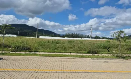 Terreno no Condomínio Alínea Reserva com 200 m² em Itajaí