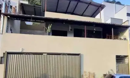 Casa em condomínio fechado com 3 quartos à venda na Rua Doutor Luiz Augusto Nagem Assad, Costa Carvalho, Juiz de Fora, 360 m2 por R$ 615.000