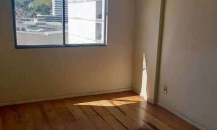 Apartamento com 2 quartos à venda na Rua Marechal Deodoro, Centro, Juiz de Fora, 60 m2 por R$ 210.000