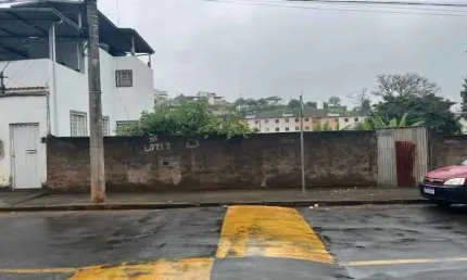 Terreno à venda na Rua Henrique Dias, Benfica, Juiz de Fora, 402 m2 por R$ 190.000