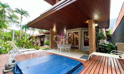 Casa com 6 dormitórios à venda, 450 m² por R$ 4.500.000,00 - Condomínio Pedra Verde - Ubatuba/SP