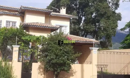 obrado com excelente vista, bem localizado e 3 suítes à venda em Atibaia-SP