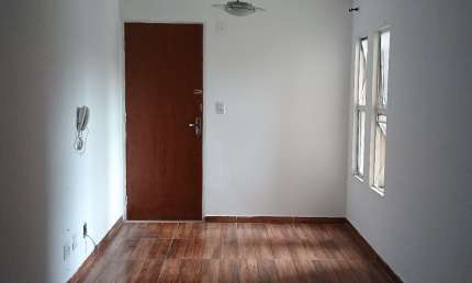 Apartamento com 2 quartos para alugar na Rua Sebastião Vasconcelos Filho, 180, Jardim Marica, Mogi das Cruzes