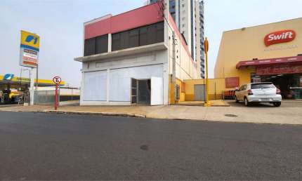Salão Comercial à venda ou para locação em Centro - SP