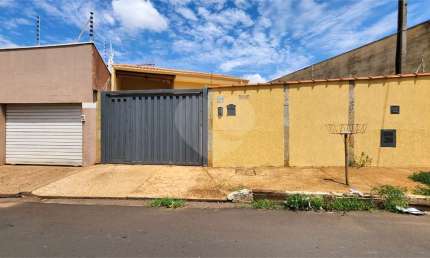 Casa com 3 quartos à venda na Domingos Zanin, Jardim Ártico, Araraquara