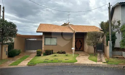 Condomínio com 3 quartos à venda ou para locação em Altos Do Jaraguá - SP