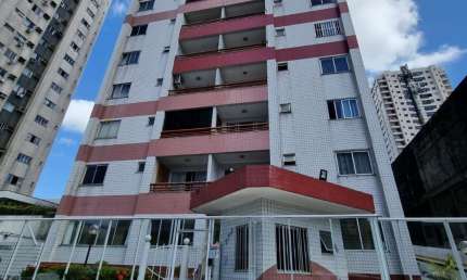 Apartamento para venda tem 117 metros quadrados com 3 quartos em Batista Campos - Belém - PA