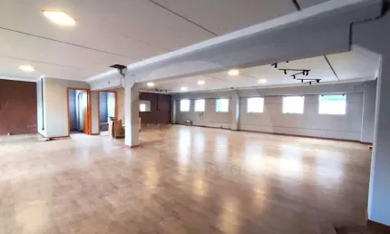 Sala comercial para alugar na Avenida Siqueira Campos, Uvaranas, Ponta Grossa