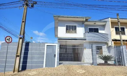 Sobrado para aluguel, 3 quartos, 1 suíte, 1 vaga, Colônia Dona Luíza - Ponta Grossa/PR