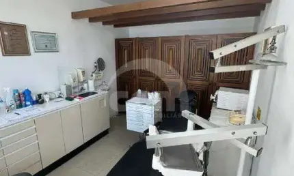 Comercial à venda, 1 quarto, 1 vaga, Centro - Ponta Grossa/PR