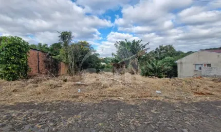 Amplo terreno à venda em Uvaranas – 1.200m² para tirar seus planos do papel!