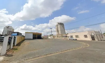 OPORTUNIDADE DE PONTO COMERCIAL – ESQUINA ESTRATÉGICA EM BAIRRO VALORIZADO.