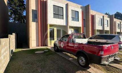 Sobrado para aluguel, 2 quartos, 1 vaga, Jardim Carvalho - Ponta Grossa/PR