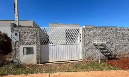 Casa com 2 quartos para alugar na Rua Padre Isaias Becher, Neves, Ponta Grossa