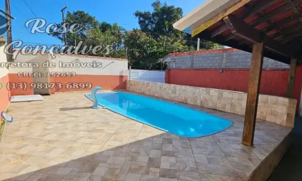 Edícula com piscina a venda no Balneário Califórnia - Itanhaém - SP