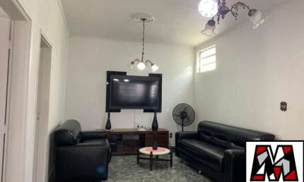 Casa Térrea a venda na Ponte São João, excelente localização.