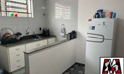 Casa a venda na Vila Progresso com 01 vaga, aceita financiamento, sol da tarde