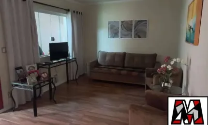 Casa térrea na Vila Progresso, com três suítes permuta por apartamento, financiável.