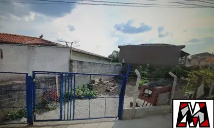 Terreno plano pronto para construir, ótima localização.