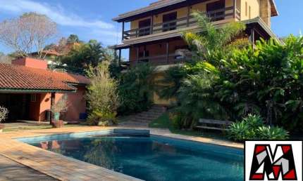 Linda Casa a venda em condomínio fechado Parque da Fazenda 04 suites com lazer total