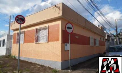 Imóvel com 2 casas para moradia ou renda, Vila Arens