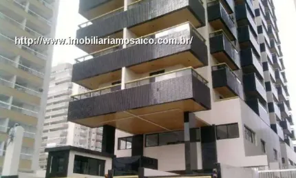 Apartamento na Praia Grande, Caiçara, Novo, com 02 suites, 01 vaga, elevador.