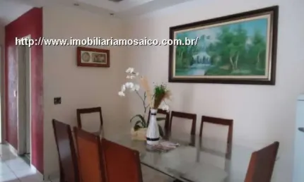 Apartamento amplo, aceita financiamento e fgts, 03 dormitórios, 01 vaga coberta