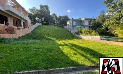 Vendo Terreno em Condomínio Fechado Villaggio Paradiso
