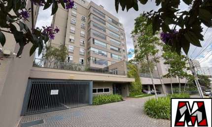 Apartamento de alto padrão  a venda no Condomínio Giverny, Jardim  Samambaia, 168m2, mobiliado, 03 suites,03 vagas, com lazer.