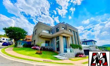 Casa espetacular  a venda no Condomínio fechado Brisas Jundiaí, em Jundiaí, com 04 suites, 06 vagas, piscina e lazer completo.