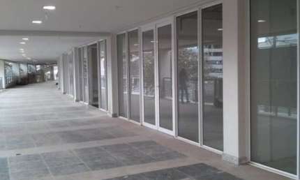 Oportunidade, Sala comercial em condomínio chácara urbana, permuta, ótimo fluxo de veículos e pessoas