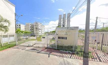 Apartamento 2/4 em condomínio - Abrantes - Camaçari