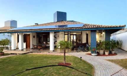 Casa com 4/4, sendo 3 suítes - em Vilas do Atlântico