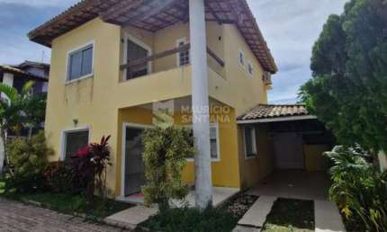 Casa de 3 suítes em condomínio fechado - Buraquinho