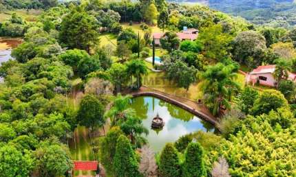 Chácara / sítio com 4 quartos à venda no Jansen, Farroupilha , 6 m2 por R$ 2.650.000