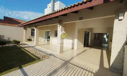 Casa com 3 quartos à venda na João Felix de Andrade, 51, Centro, Balneário Piçarras por R$ 1.650.000