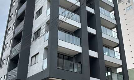 APARTAMENTO NO CENTRO  VISTA MAR PRONTO PARA MORAR  ( OPORTUNIDADE)