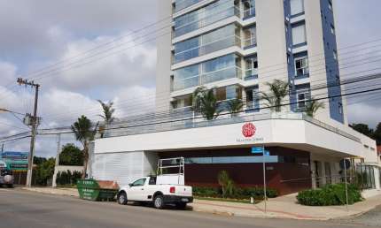 APARTAMENTO FRENTE MAR DECORADO E MOBILIADO ALTO PADRÃO